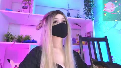 Snapshot of pika_pikaa chatting on 11/10/25, 09:25 Sonya online show from 11/10/25, 09:25