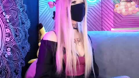 Snapshot of pika_pikaa chatting on 04/19/26, 01:16 Sonya online show from 04/19/26, 01:16