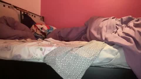 Pikafounes online show from 02/05/26, 01:32