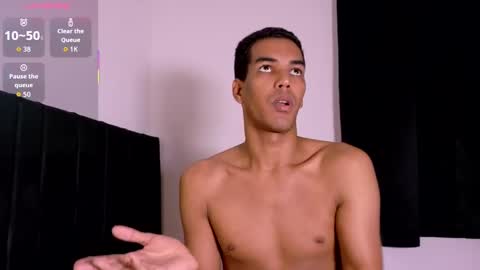 pikashuu7u7 online show from 09/23/25, 07:33