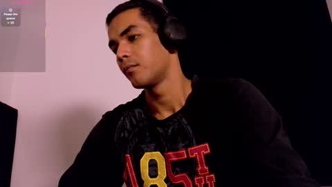 pikashuu7u7 online show from 10/16/25, 05:41