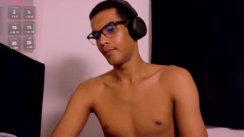 pikashuu7u7 online show from 10/17/25, 06:16