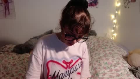 Snapshot of pikawiii chatting on 01/11/25, 01:48 ill be back on monday 18th of november online show from 01/11/25, 01:48