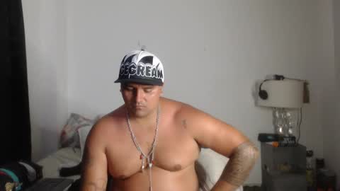 Snapshot of pikoro_gomez chatting on 01/15/25, 01:45 pikoro_gomez online show from 01/15/25, 01:45