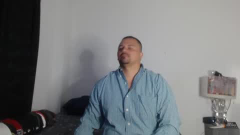 Snapshot of pikoro_gomez chatting on 02/25/25, 12:36 pikoro_gomez online show from 02/25/25, 12:36