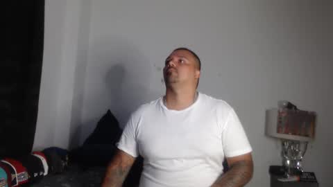 Snapshot of pikoro_gomez chatting on 02/28/25, 12:21 pikoro_gomez online show from 02/28/25, 12:21