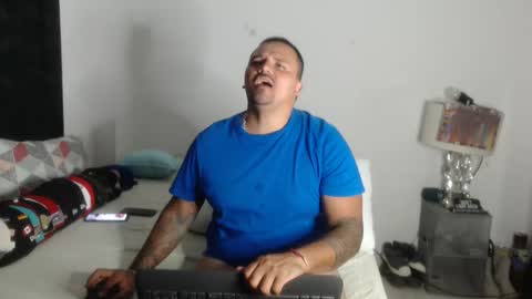 Snapshot of pikoro_gomez chatting on 03/04/25, 05:53 pikoro_gomez online show from 03/04/25, 05:53