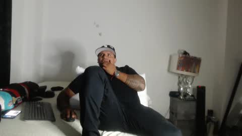 Snapshot of pikoro_gomez chatting on 03/06/25, 02:51 pikoro_gomez online show from 03/06/25, 02:51