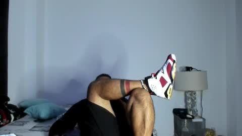 Snapshot of pikoro_gomez chatting on 11/25/25, 12:32 pikoro_gomez online show from 11/25/25, 12:32