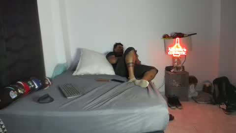 Snapshot of pikoro_gomez chatting on 04/10/26, 01:00 pikoro_gomez online show from 04/10/26, 01:00