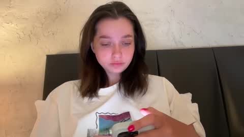 Snapshot of pileacadieri__ chatting on 03/05/25, 11:06 Trisha     online show from 03/05/25, 11:06