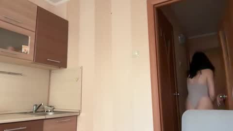 Snapshot of pileacadieri__ chatting on 09/20/25, 04:57 Trisha     online show from 09/20/25, 04:57