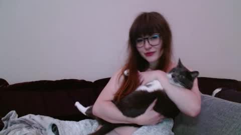 PilloGoddess online show from 02/07/25, 11:01