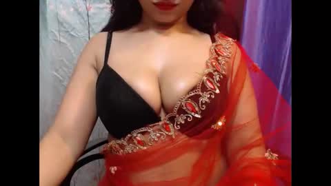 Snapshot of pilowprincess chatting on 05/02/26, 07:08 Sayra online show from 05/02/26, 07:08