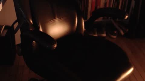 Snapshot of pimprobo chatting on 11/30/25, 02:32 Pimp Robo online show from 11/30/25, 02:32