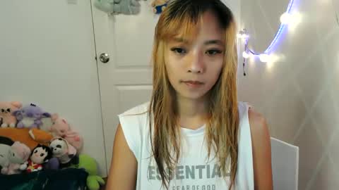 pinay beauty14 online show from 01/04/25, 11:48