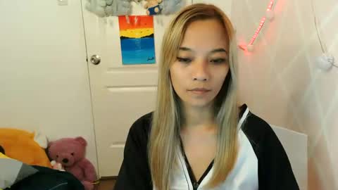 pinay beauty14 online show from 02/08/25, 09:13