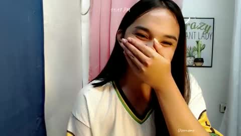 Snapshot of pinay_heart chatting on 01/11/26, 03:17 heart online show from 01/11/26, 03:17