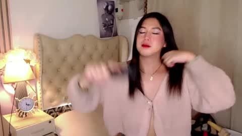 Snapshot of pinay_ivy chatting on 12/11/24, 06:20 Ivy Morningstar online show from 12/11/24, 06:20