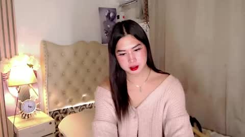 Snapshot of pinay_ivy chatting on 12/12/24, 11:14 Ivy Morningstar online show from 12/12/24, 11:14