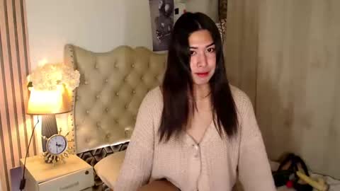 Snapshot of pinay_ivy chatting on 01/09/25, 06:04 Ivy Morningstar online show from 01/09/25, 06:04