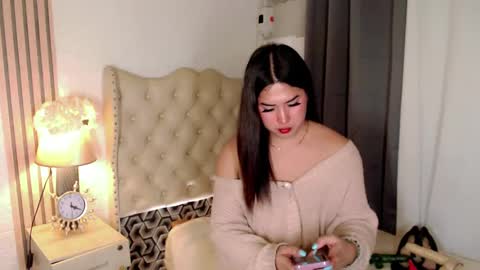 Snapshot of pinay_ivy chatting on 01/21/25, 12:57 Ivy Morningstar online show from 01/21/25, 12:57