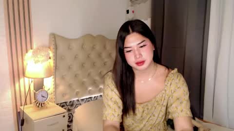 Snapshot of pinay_ivy chatting on 01/25/25, 10:18 Ivy Morningstar online show from 01/25/25, 10:18