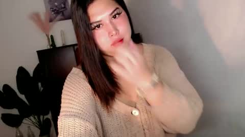 Snapshot of pinay_ivy chatting on 04/27/26, 12:52 Ivy Morningstar online show from 04/27/26, 12:52