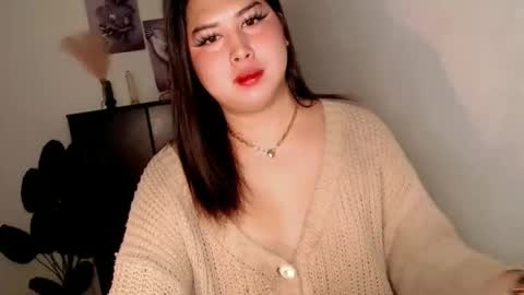 Snapshot of pinay_ivy chatting on 05/10/26, 01:22 Ivy Morningstar online show from 05/10/26, 01:22