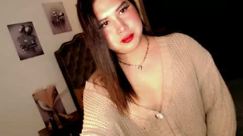 Snapshot of pinay_ivy chatting on 06/23/26, 01:14 Ivy Morningstar online show from 06/23/26, 01:14