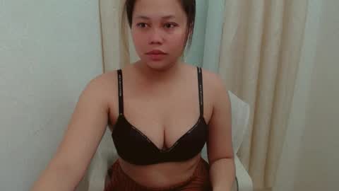 Snapshot of pinay_juliet chatting on 05/23/26, 07:29 pinay_juliet online show from 05/23/26, 07:29