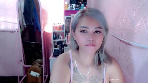 Snapshot of pinay_romancee chatting on 03/27/26, 07:25 pinay_romancee online show from 03/27/26, 07:25