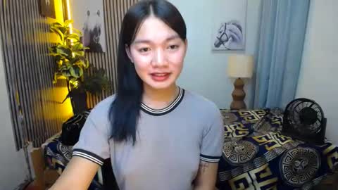 Snapshot of pinay_shenna chatting on 09/12/25, 01:38 Shenna online show from 09/12/25, 01:38