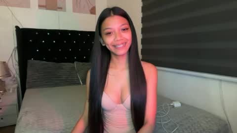 Snapshot of pinay_xpress chatting on 08/07/26, 01:57 TINA online show from 08/07/26, 01:57