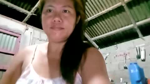 Snapshot of pinaybobs chatting on 04/18/26, 08:31 pinaybobs online show from 04/18/26, 08:31