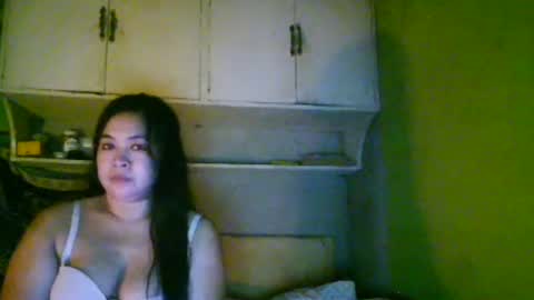 Snapshot of pinaycuddles chatting on 06/26/26, 08:35 pinaycuddles online show from 06/26/26, 08:35
