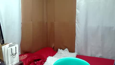 Snapshot of pinaycutie_jilian chatting on 05/28/26, 01:25 jilian online show from 05/28/26, 01:25