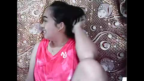 Snapshot of pinayexoticbeauty21 chatting on 11/12/25, 09:53 pinayexoticbeauty21 online show from 11/12/25, 09:53