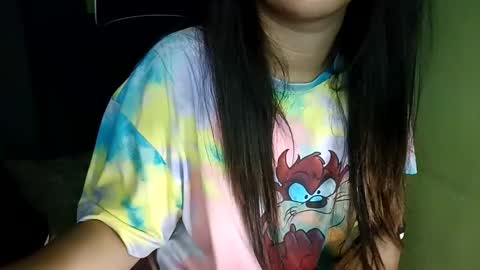 Snapshot of pinayhottie0028 chatting on 10/19/25, 10:54 PinayHottie online show from 10/19/25, 10:54