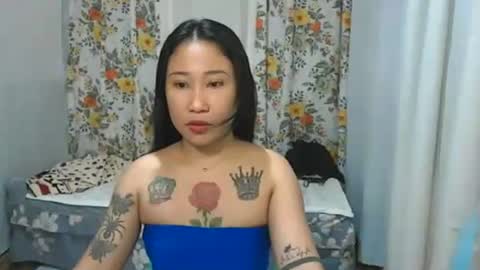 Snapshot of pinayhotty_yumie chatting on 04/21/26, 02:51 yumie online show from 04/21/26, 02:51