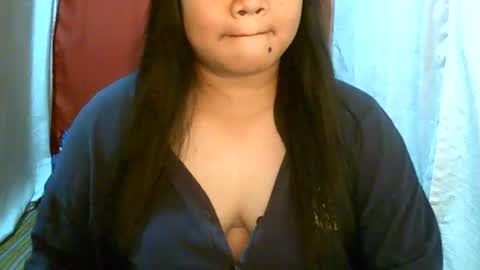 Snapshot of pinayjona chatting on 02/13/25, 11:28 pinayjona online show from 02/13/25, 11:28