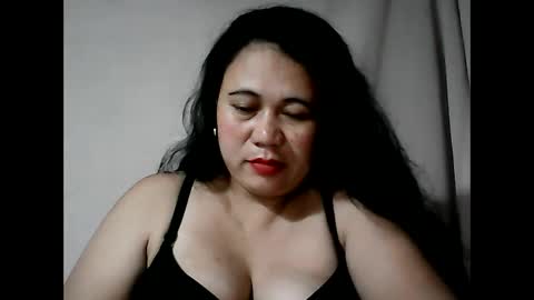 pinaymama12345 online show from 02/15/25, 12:04