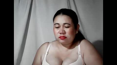 Snapshot of pinaymama12345 chatting on 04/05/26, 10:07 pinaymama12345 online show from 04/05/26, 10:07