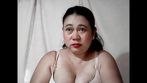 Snapshot of pinaymama12345 chatting on 04/14/26, 11:11 pinaymama12345 online show from 04/14/26, 11:11