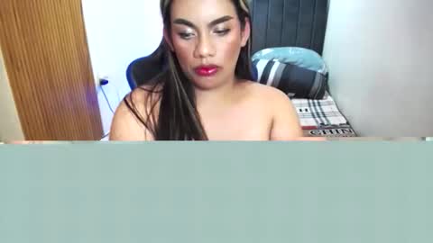 Snapshot of pinaymistress69 chatting on 01/19/26, 03:27 Im chikana online show from 01/19/26, 03:27