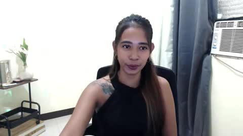 pinaymorena_renelda online show from 11/05/25, 03:17