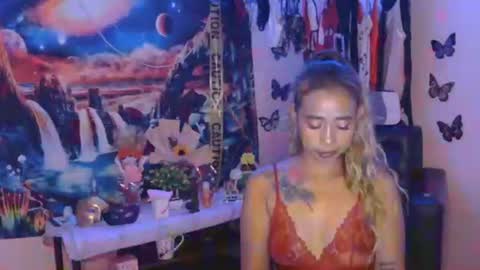 Snapshot of pinaymorena_renelda chatting on 05/10/26, 03:01 pinaymorena_renelda online show from 05/10/26, 03:01