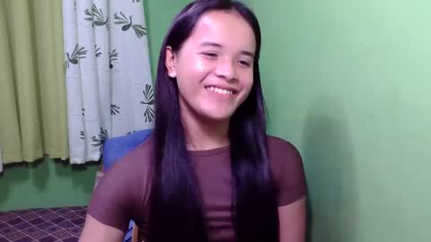 pinaymorena_rhowe online show from 01/11/25, 01:27