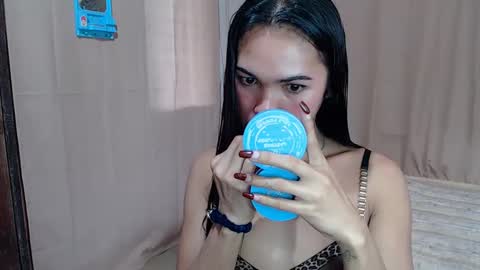 Snapshot of pinaysweatwetlover69 chatting on 02/04/25, 12:08 celistina Crwford online show from 02/04/25, 12:08