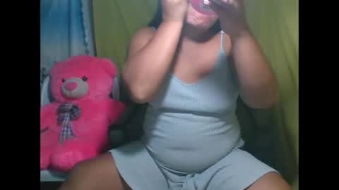 Snapshot of pinaywetpussy26338 chatting on 09/22/25, 01:13 pinaywetpussy26338 online show from 09/22/25, 01:13